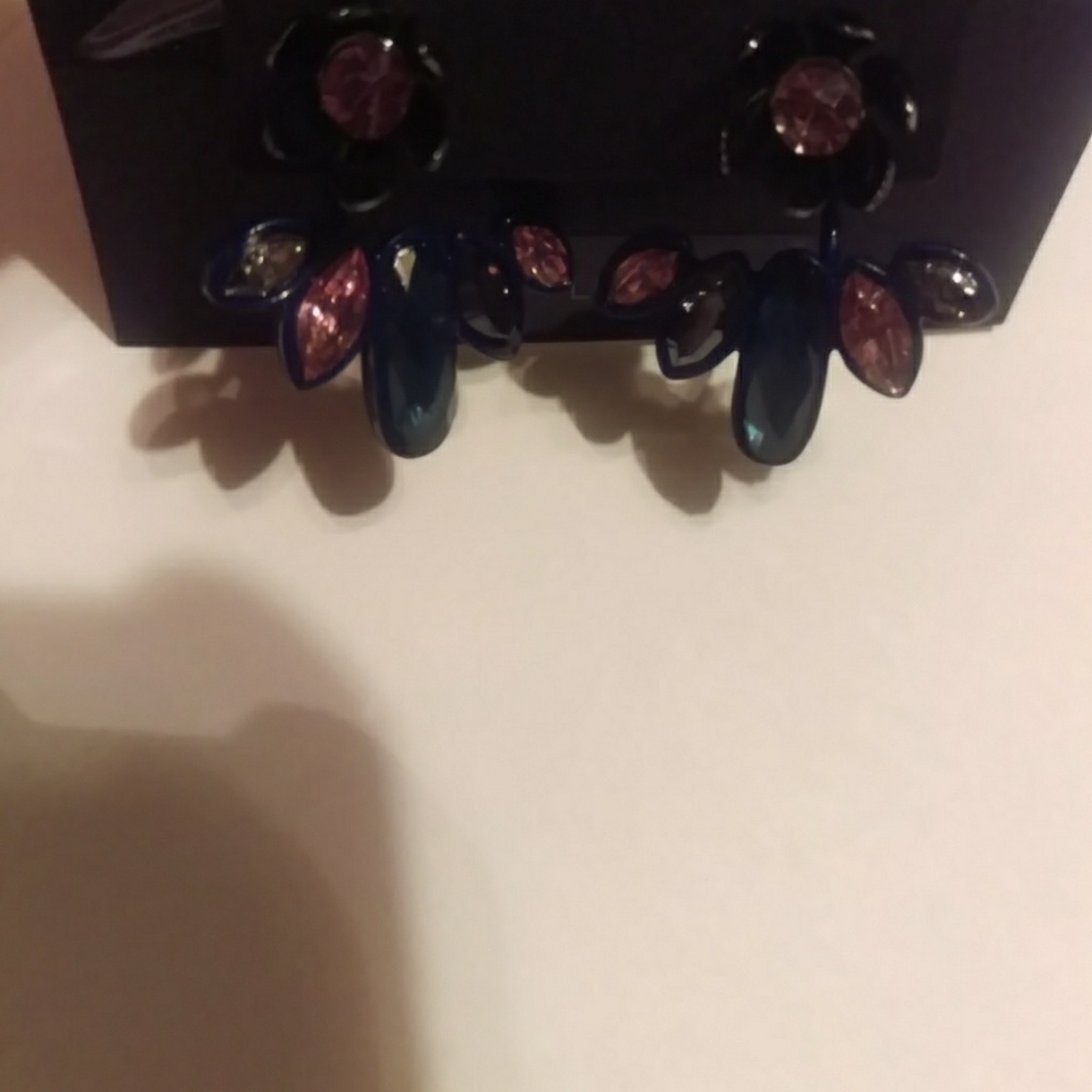 Simply Vera Wang bling flower colorful earings - Picture 6 of 6